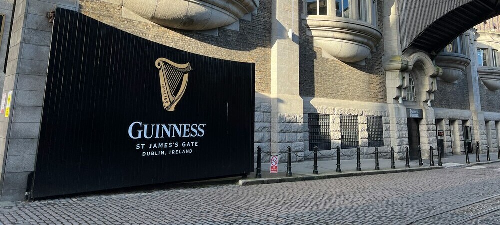 Guinness Storehouse Main Gate by William V