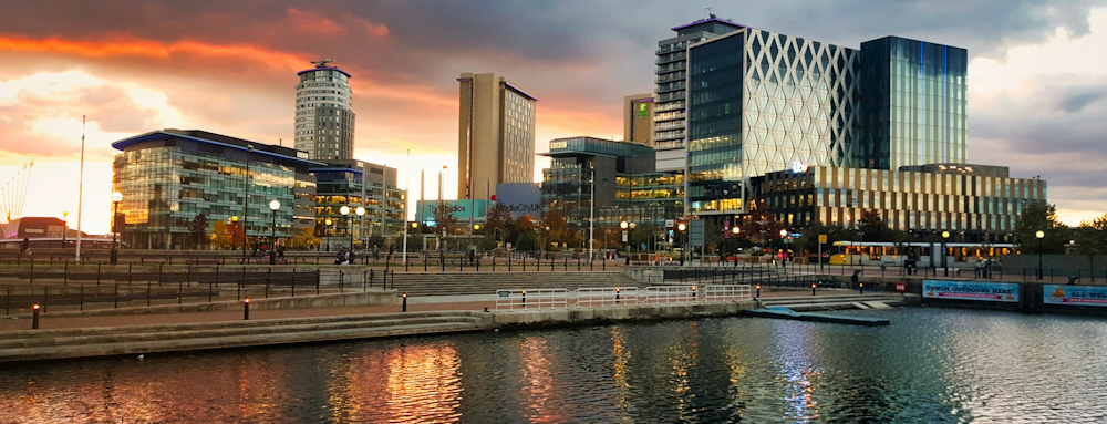 Manchester city centre by Orry Verducci via Unsplash