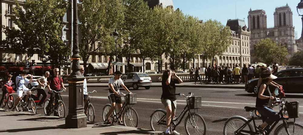 Bike Tour in the Île de la Cité by Tanya Shrivastava on Unsplash