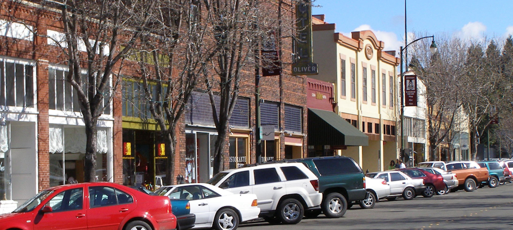 Restaurants and Shopfronts on 4th Street in Railroad Square District, Santa Rosa by Anlace on Wikimedia Commons